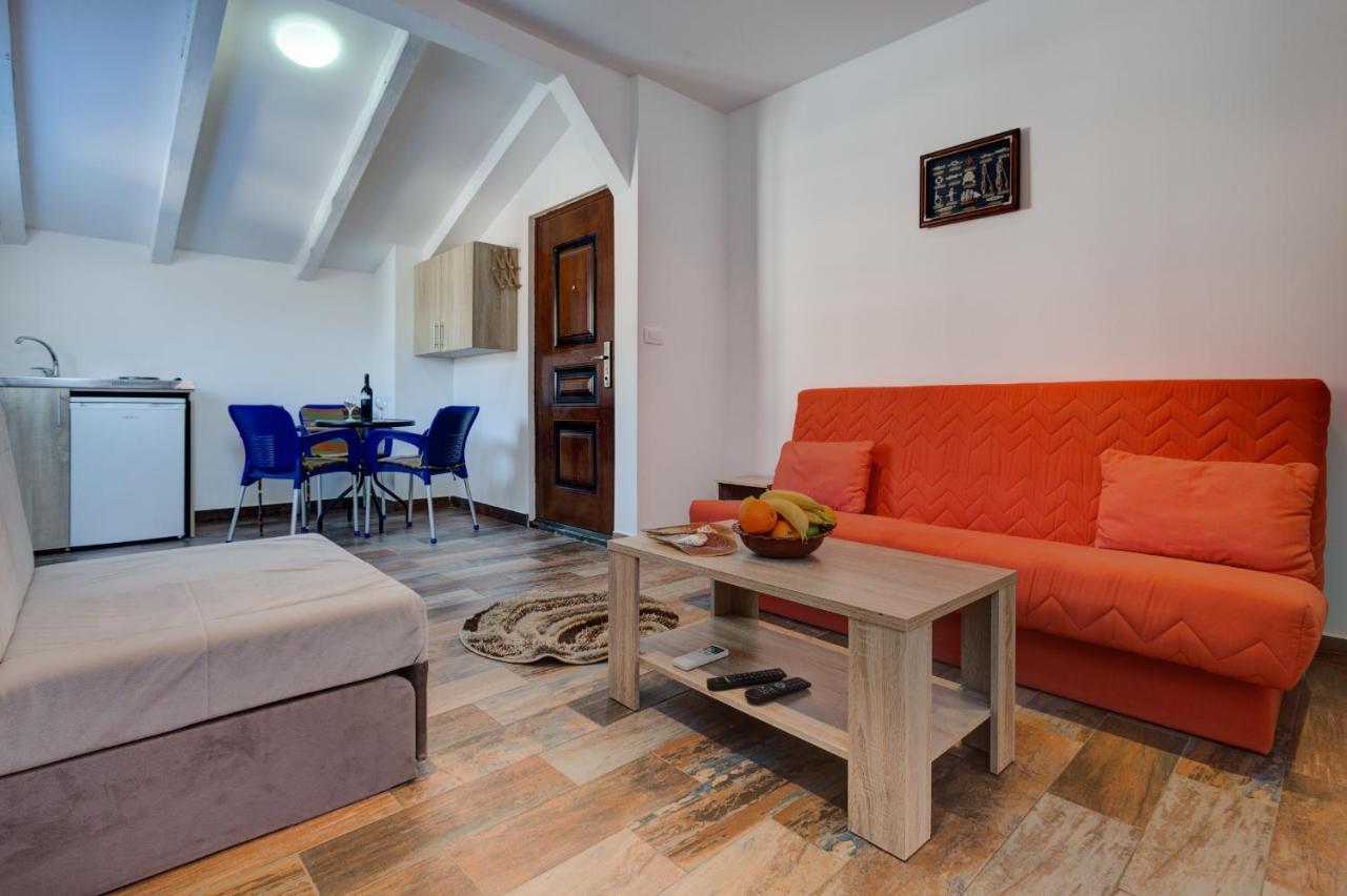 Sunny Grapes Apartments Budva Exterior foto